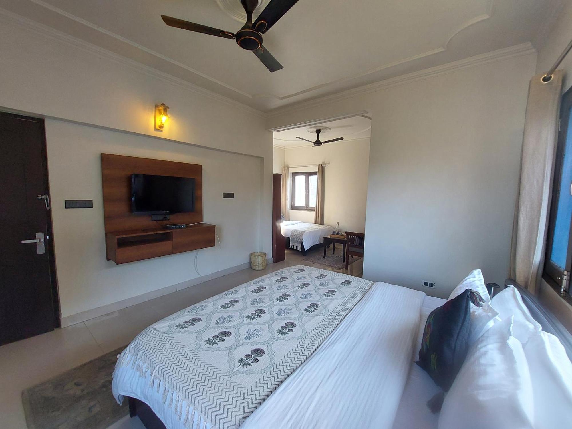 Alinda House Naukuchiatal By The Ghaur Hotel Bhimtal Ngoại thất bức ảnh